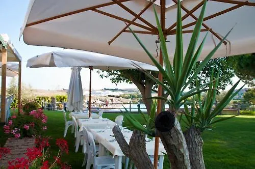 Tenuta La Lupa Castellina Marittima