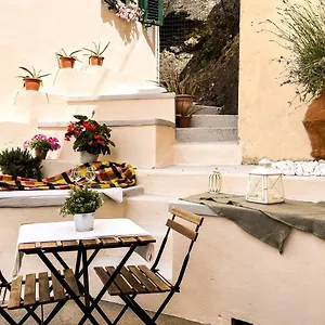 Casa Storica Con Terrazzo Castellina Marittima